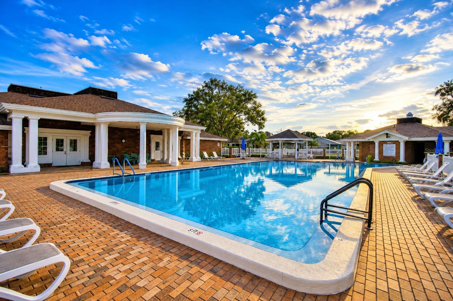 4930 COLONNADES CIRCLE E, Lakeland, FL 33811