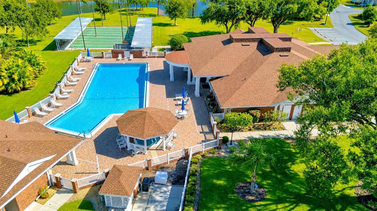 4930 COLONNADES CIRCLE E, Lakeland, FL 33811