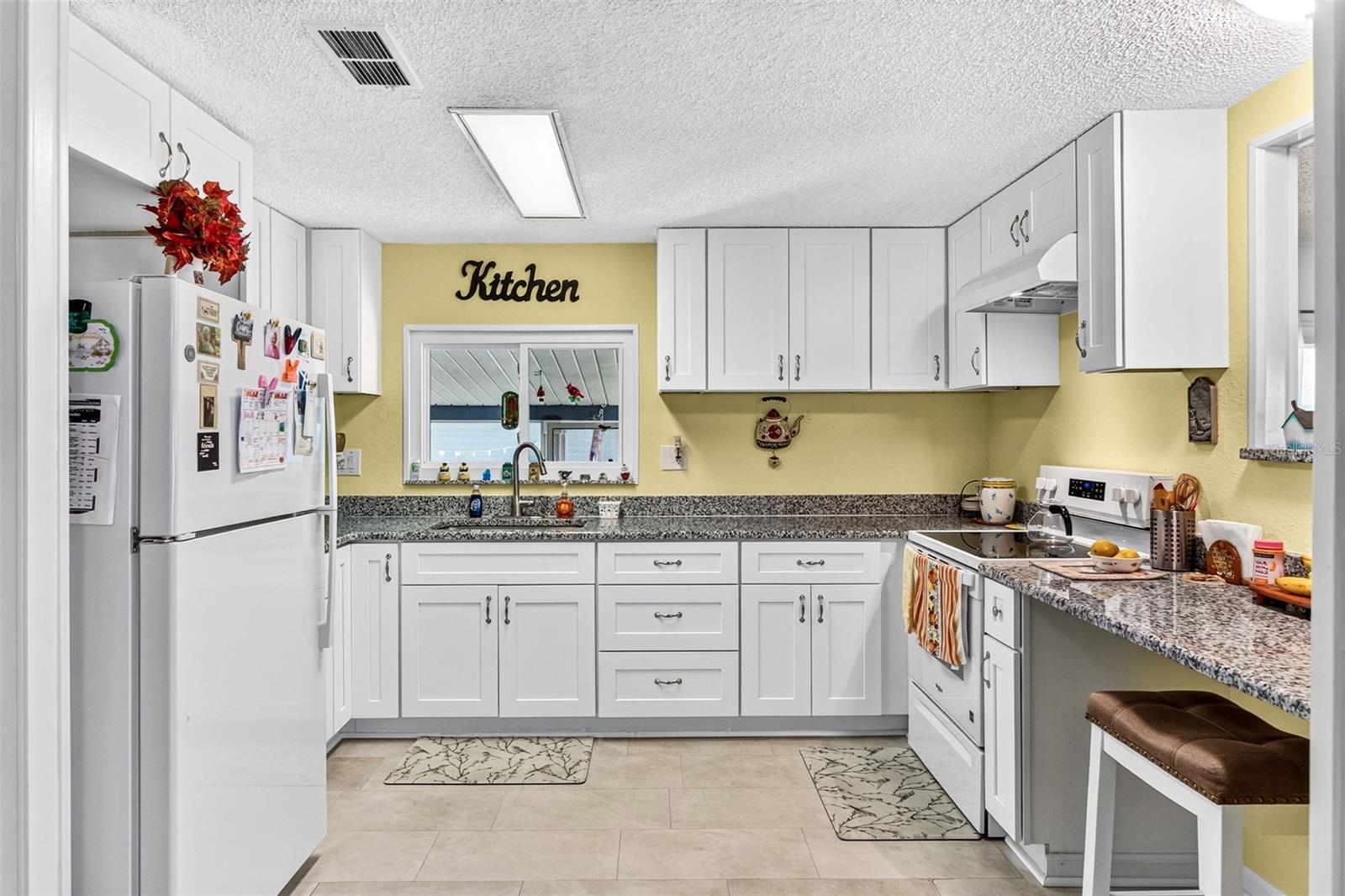 4930 COLONNADES CIRCLE E, Lakeland, FL 33811
