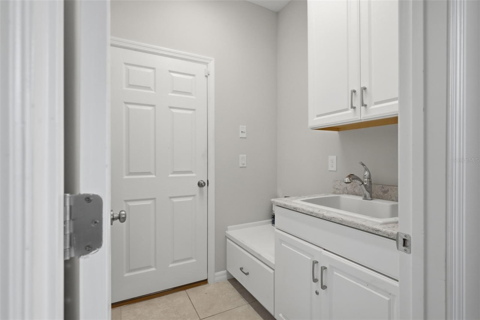 9009 SPRUCE CREEK CIRCLE, Riverview, FL 33578