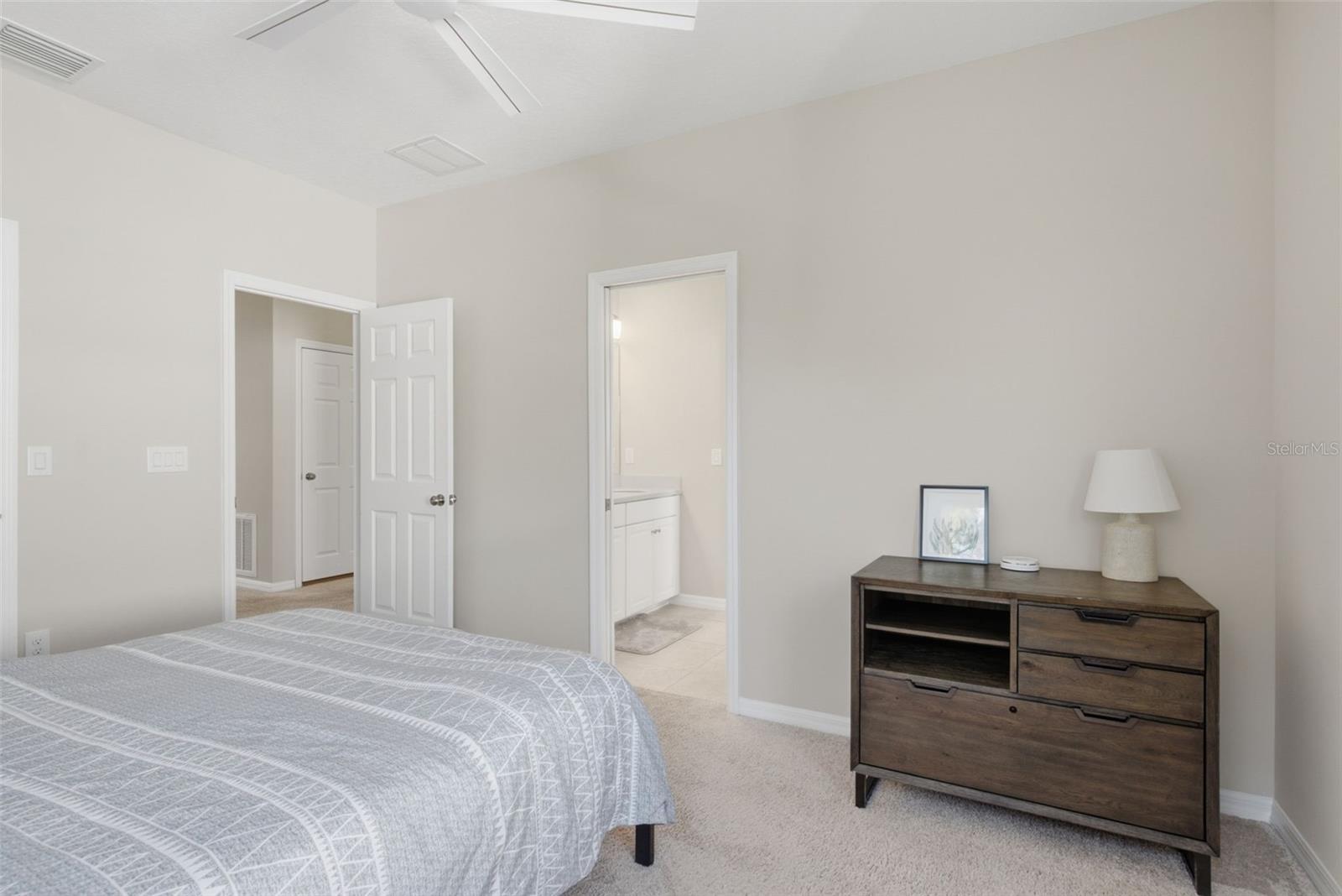 9009 SPRUCE CREEK CIRCLE, Riverview, FL 33578