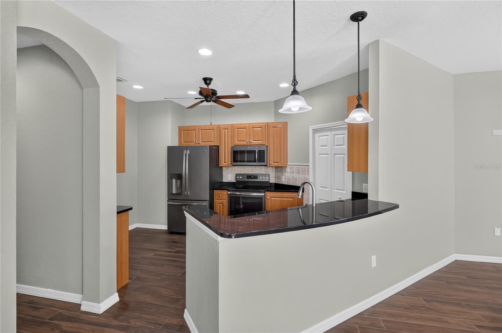 KITCHEN WITH BAR