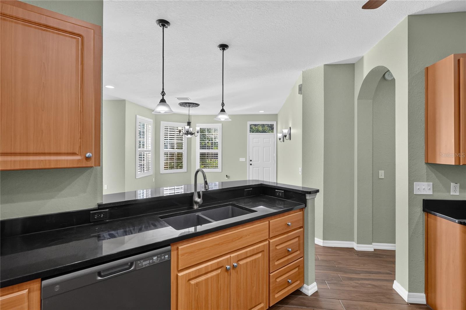DISWASHER  AND CABINETS