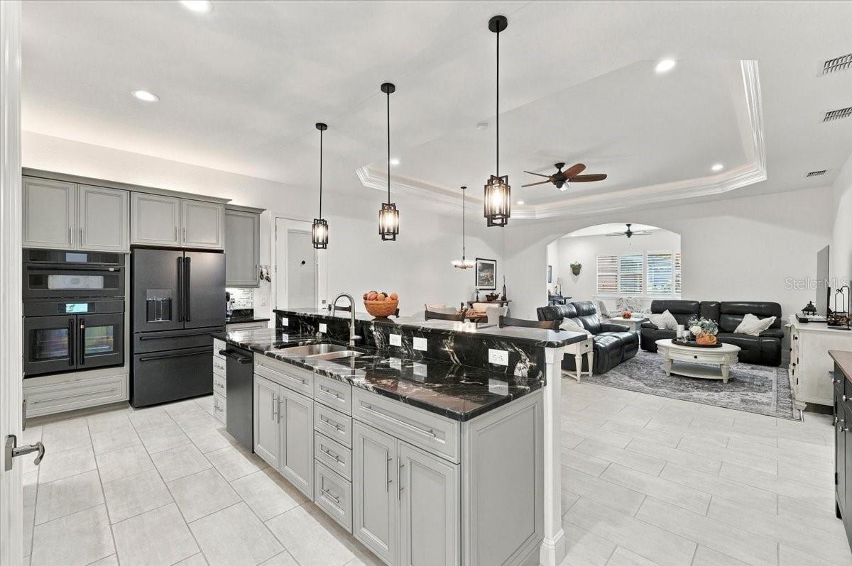 516 HOMECOMING WAY, Polk City, FL 33868