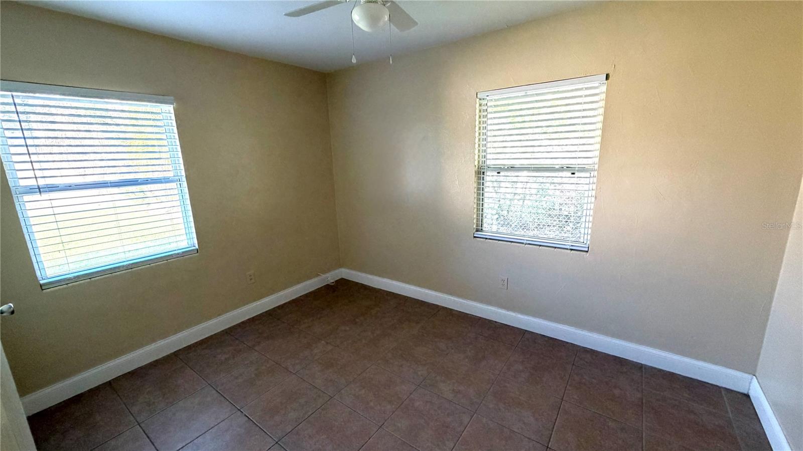 406 E HIBISCUS DRIVE, Lakeland, FL 33803