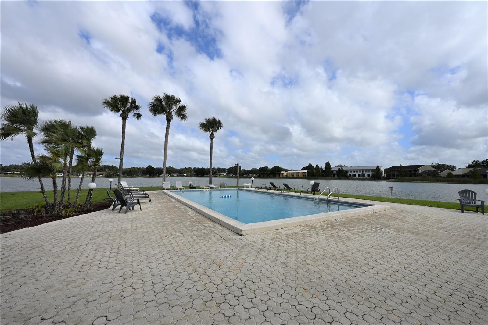 1920 E EDGEWOOD DRIVE, #R3, Lakeland, FL 33803