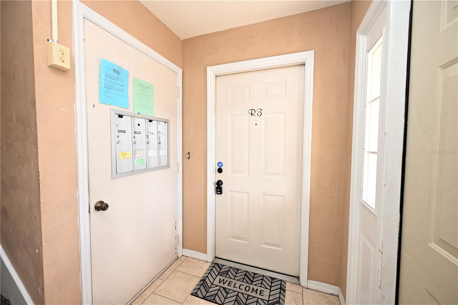 1920 E EDGEWOOD DRIVE, #R3, Lakeland, FL 33803