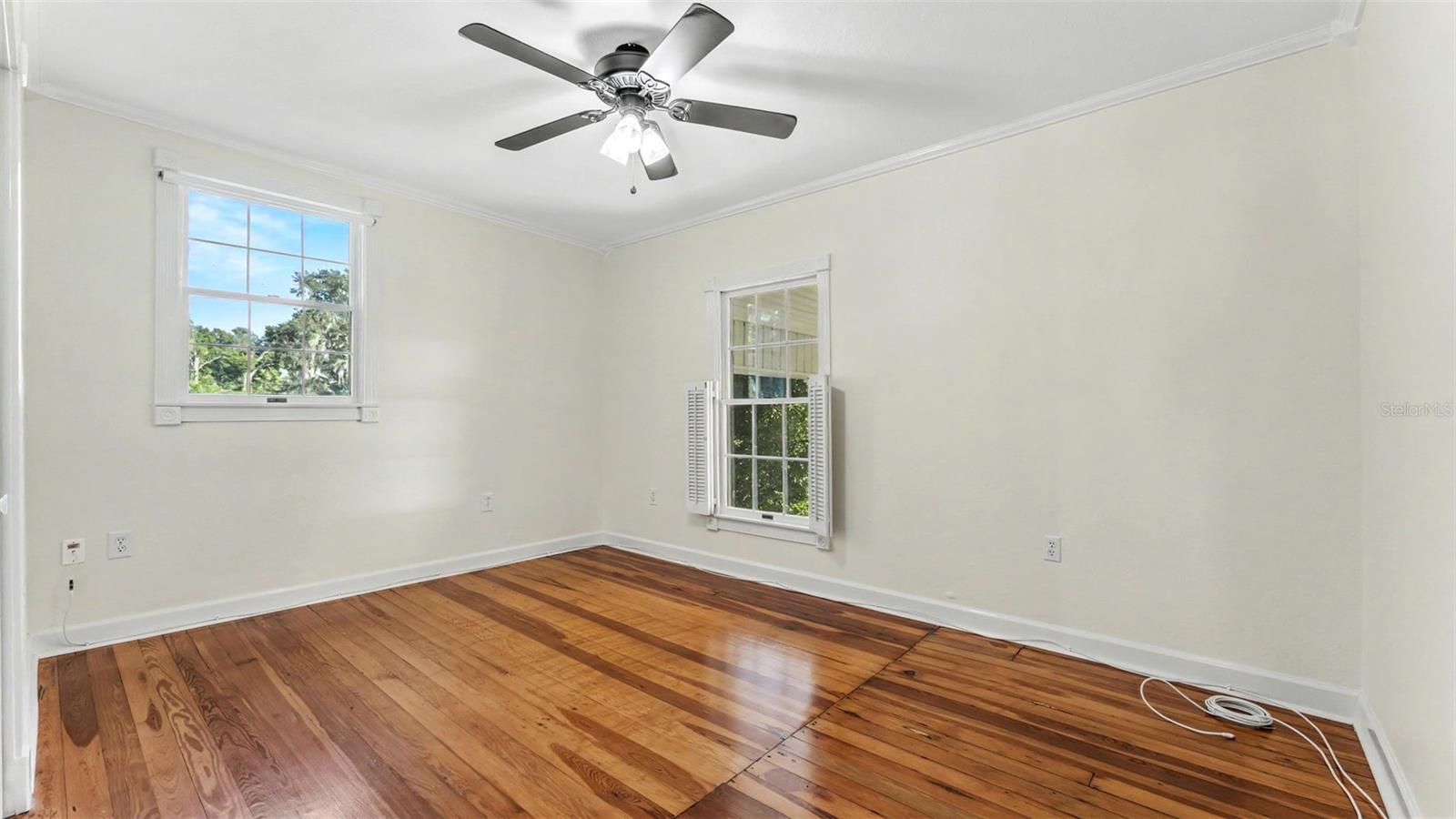 1542 LAKE ARIANA BOULEVARD, Auburndale, FL 33823