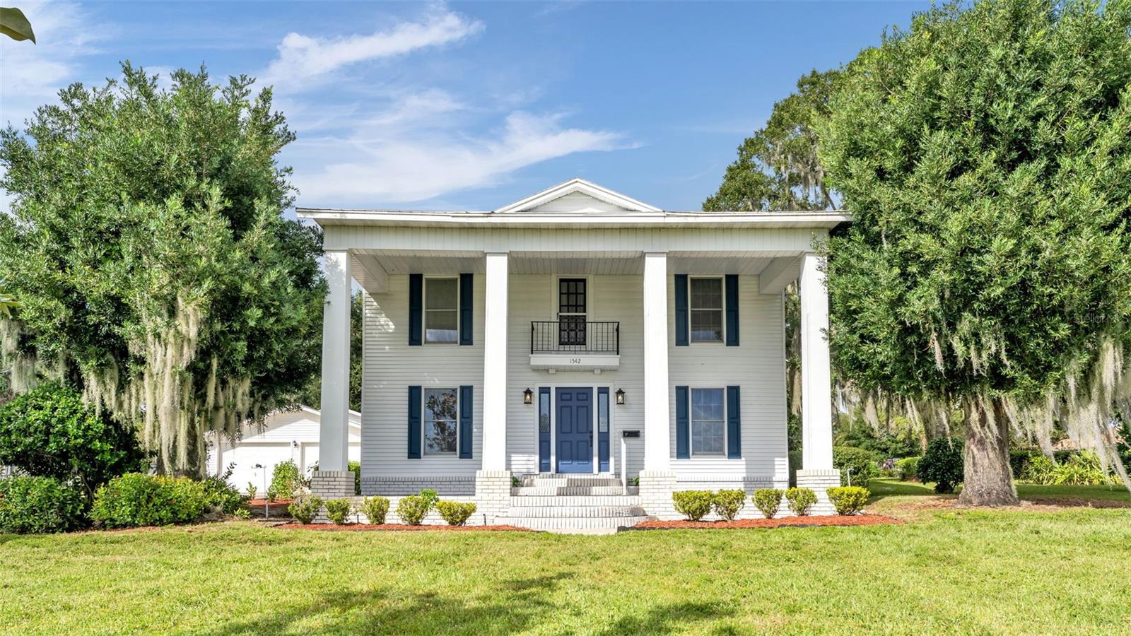 1542 LAKE ARIANA BOULEVARD, Auburndale, FL 33823