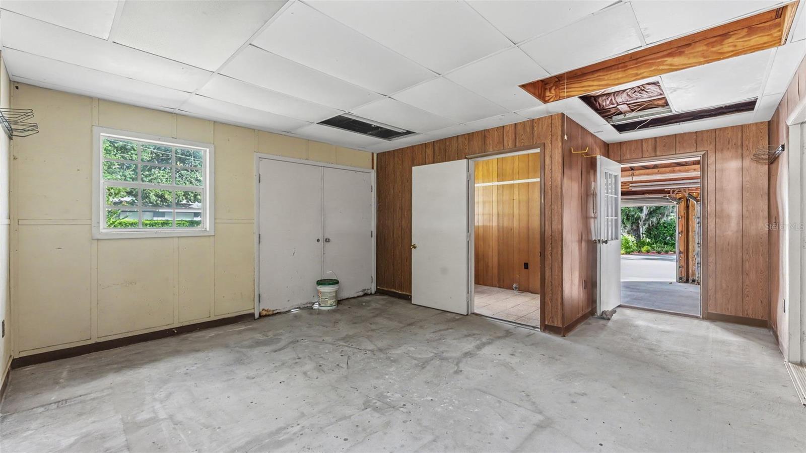 1542 LAKE ARIANA BOULEVARD, Auburndale, FL 33823