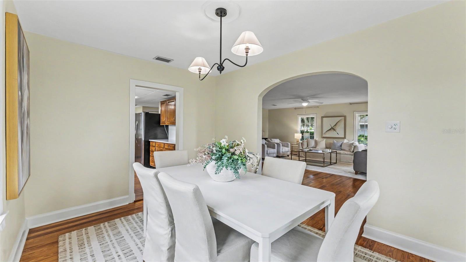 1542 LAKE ARIANA BOULEVARD, Auburndale, FL 33823