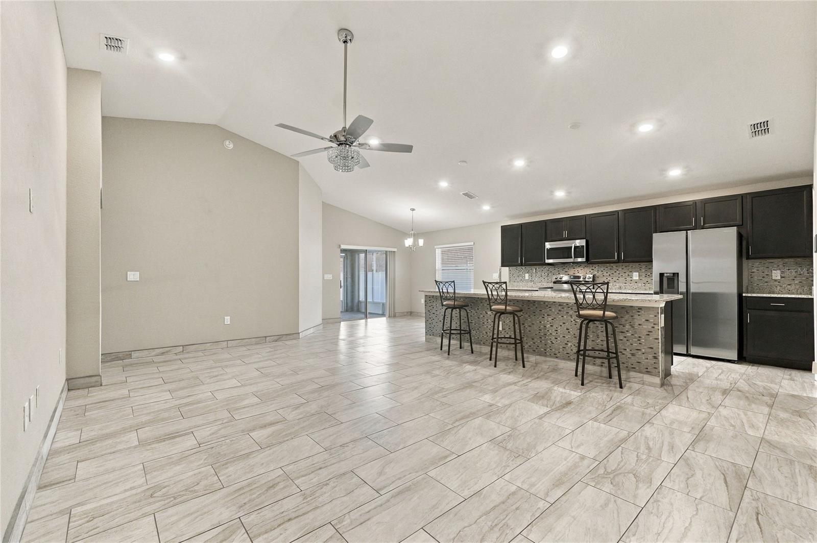 1036 ARUBA AVENUE, Mulberry, FL 33860 1036 ARUBA AVENUE, Mulberry, FL 33860