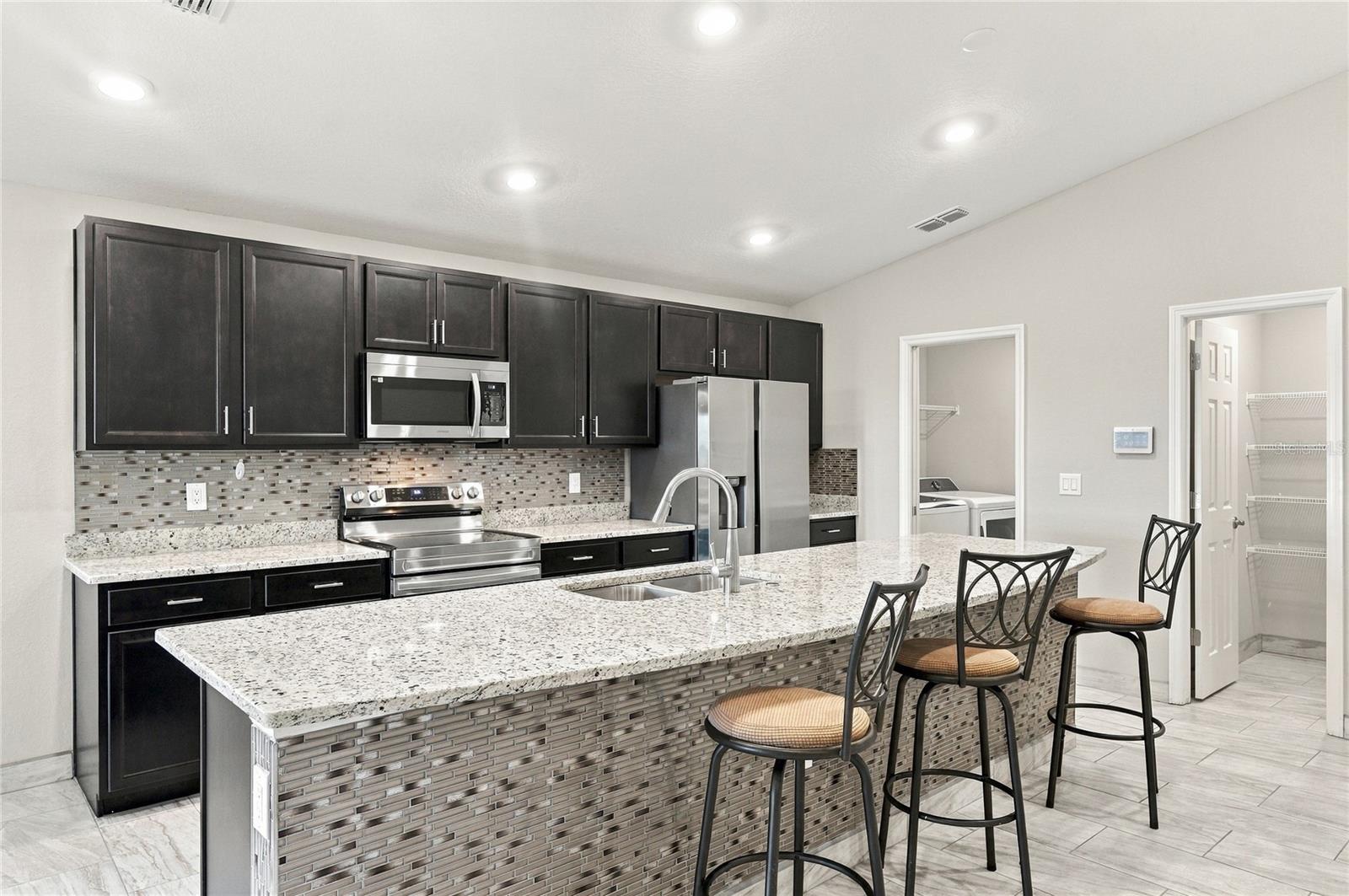 1036 ARUBA AVENUE, Mulberry, FL 33860