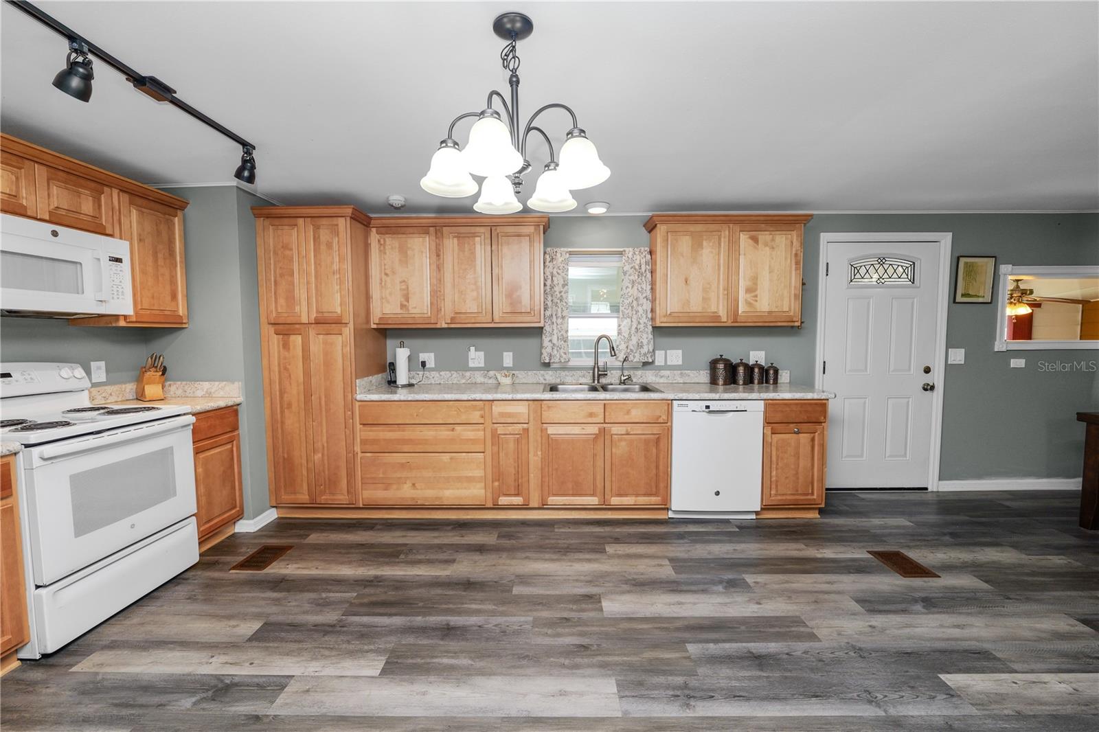 918 PINE RIDGE DRIVE, Lakeland, FL 33809
