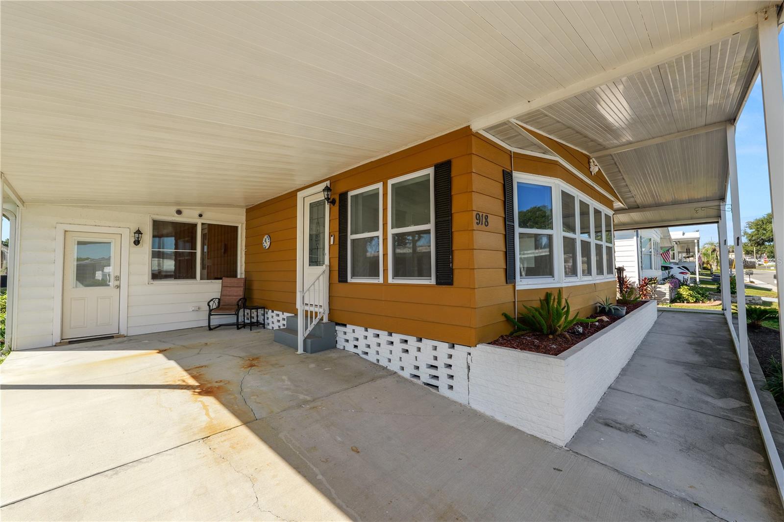 918 PINE RIDGE DRIVE, Lakeland, FL 33809
