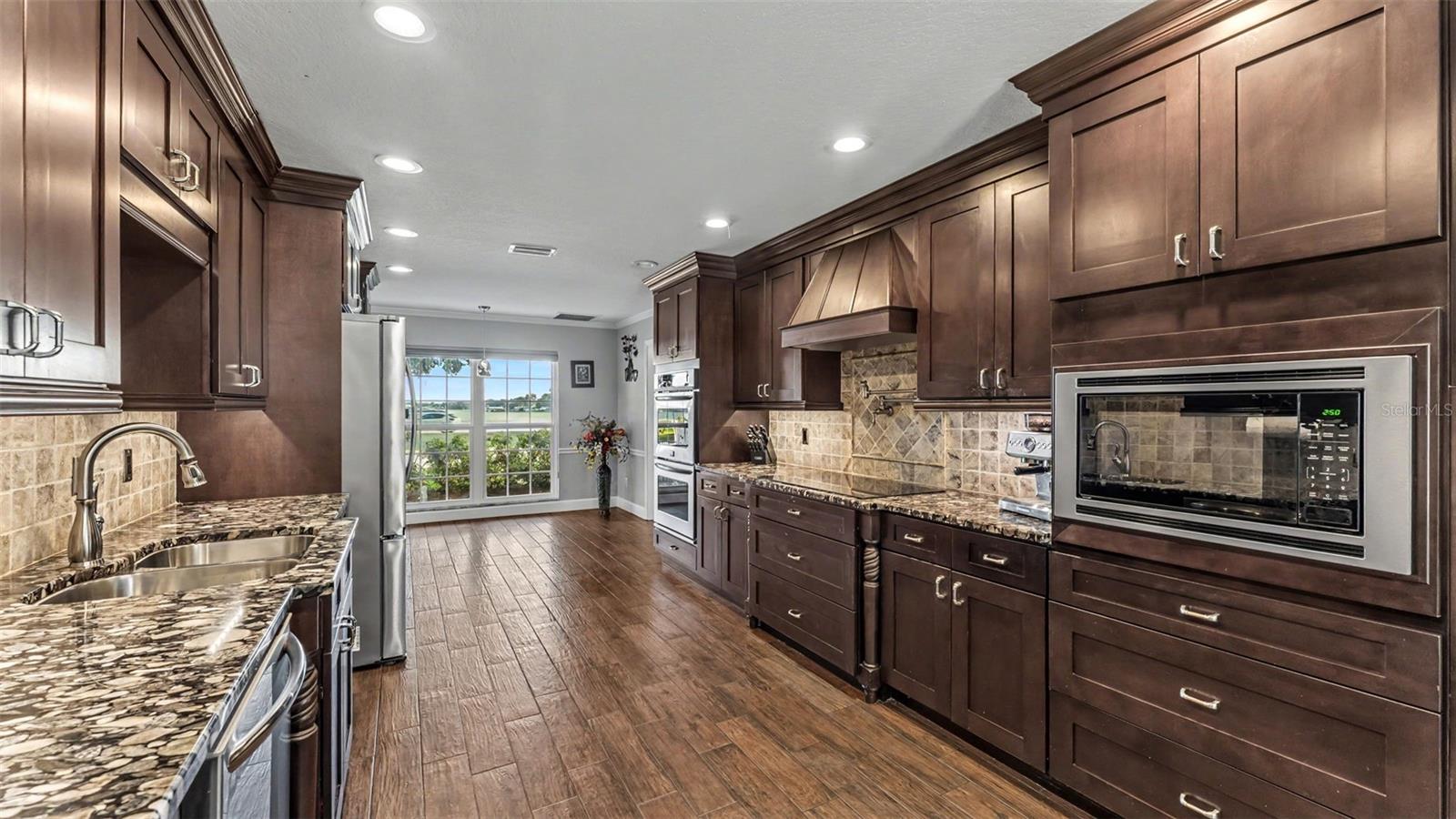 2050 LAKE ARIANA BOULEVARD, Auburndale, FL 33823