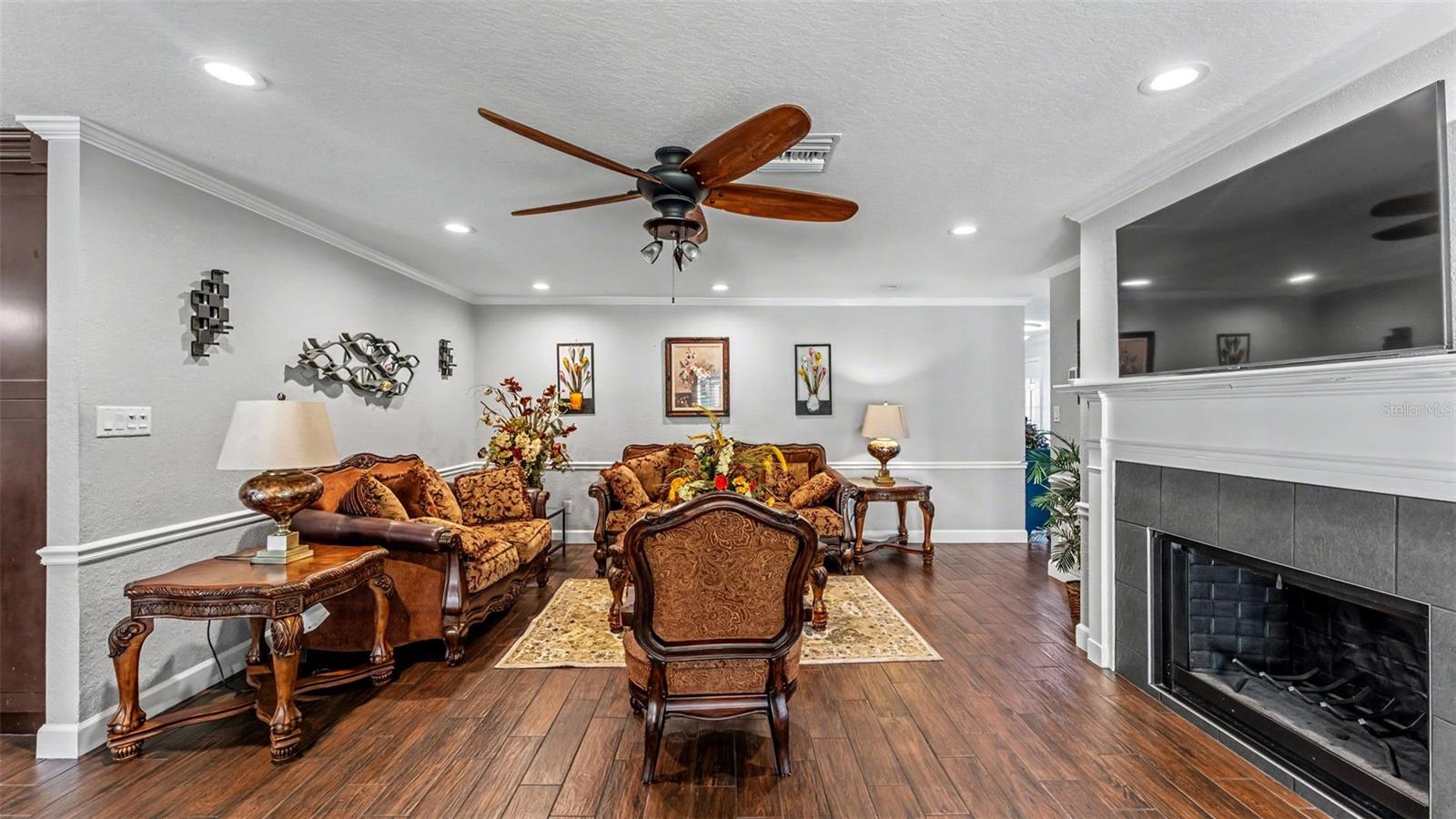 2050 LAKE ARIANA BOULEVARD, Auburndale, FL 33823
