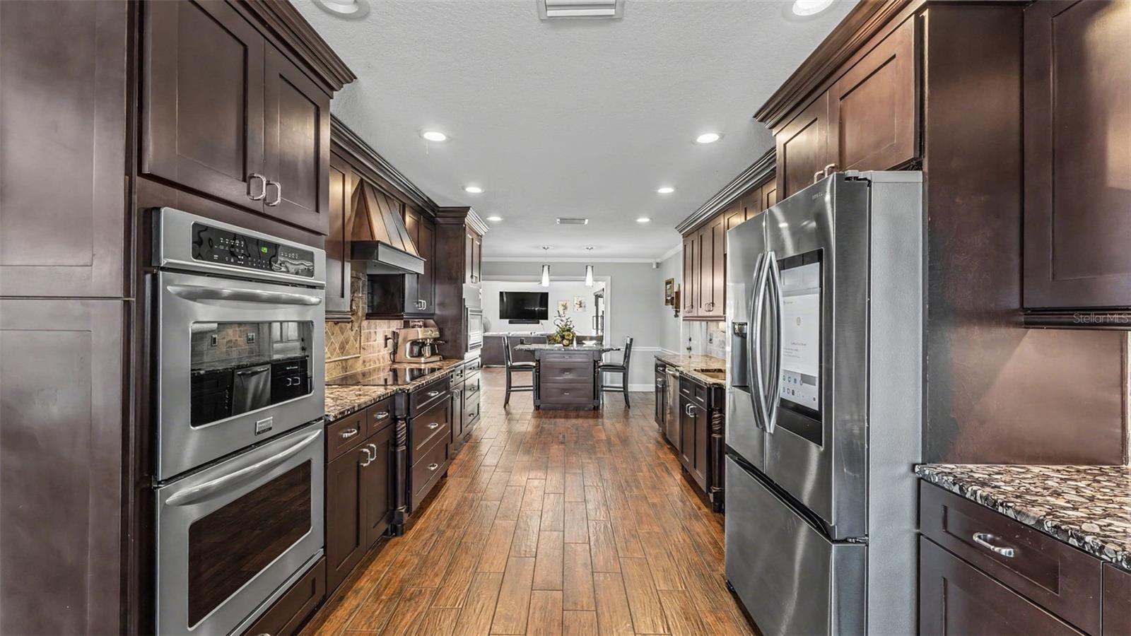 2050 LAKE ARIANA BOULEVARD, Auburndale, FL 33823