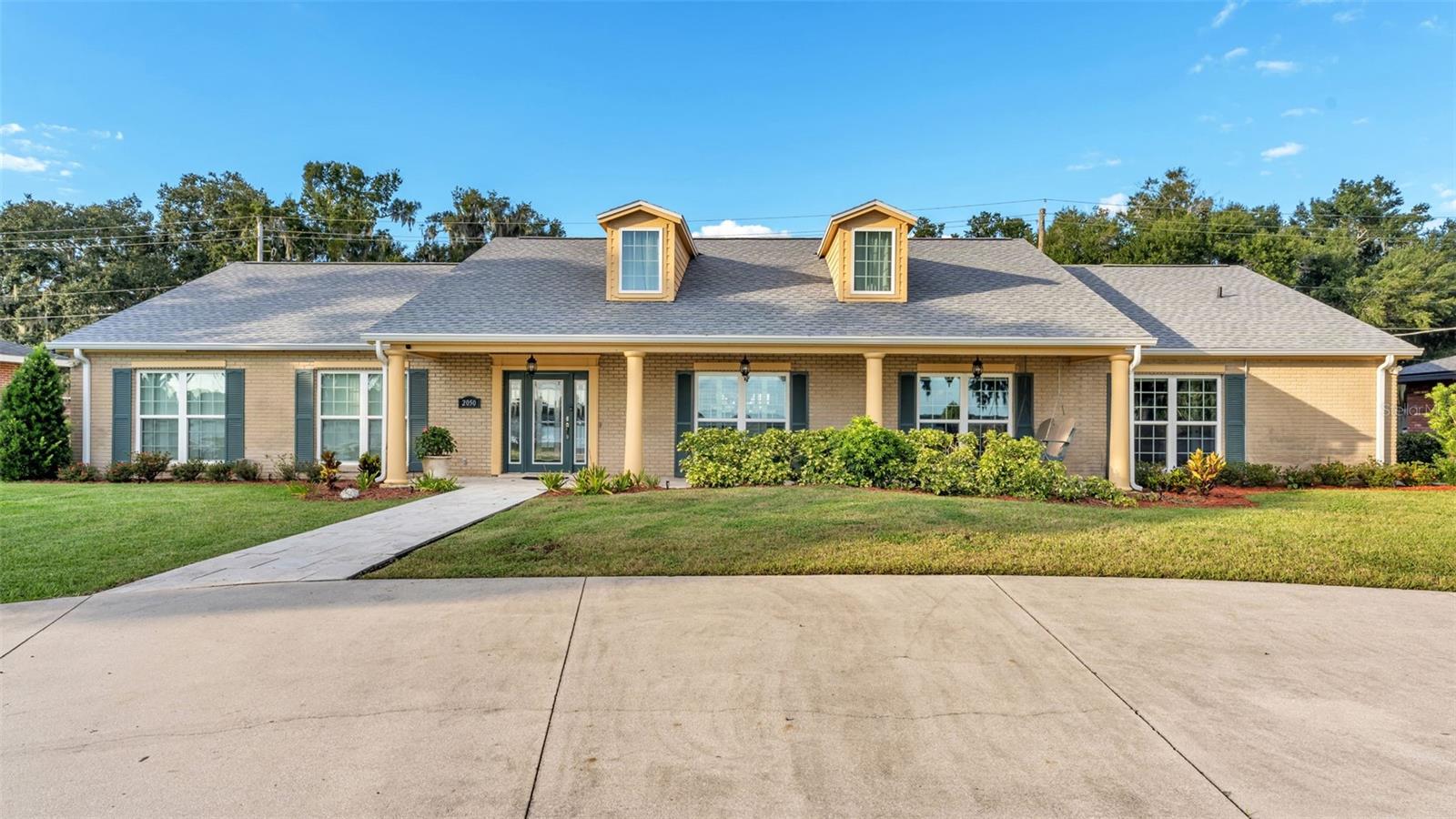 2050 LAKE ARIANA BOULEVARD, Auburndale, FL 33823