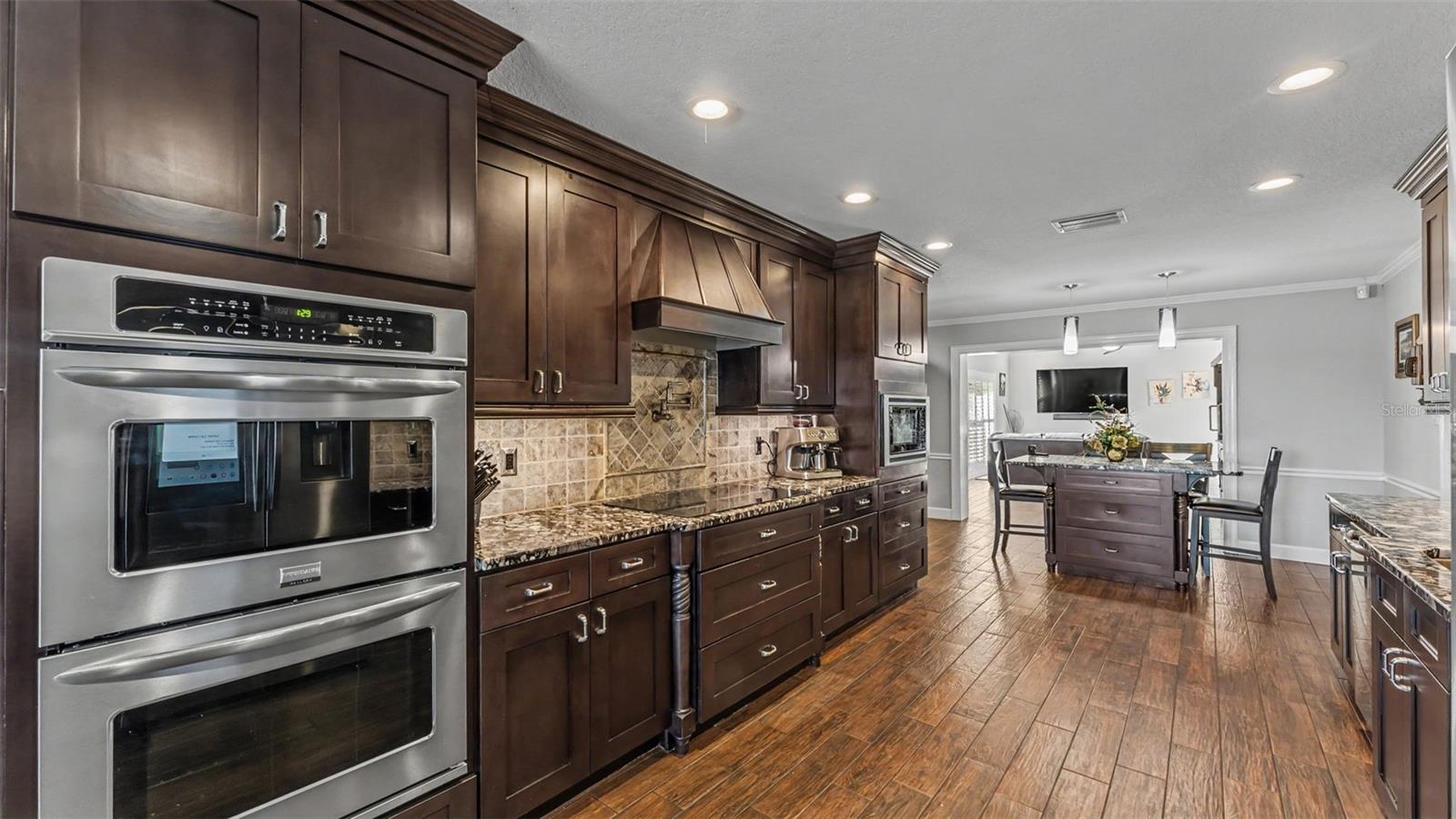 2050 LAKE ARIANA BOULEVARD, Auburndale, FL 33823