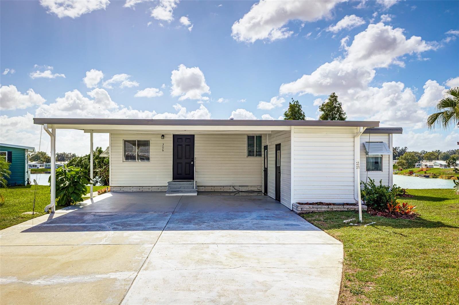 2055 S FLORAL AVENUE, #306, Bartow, FL 33830