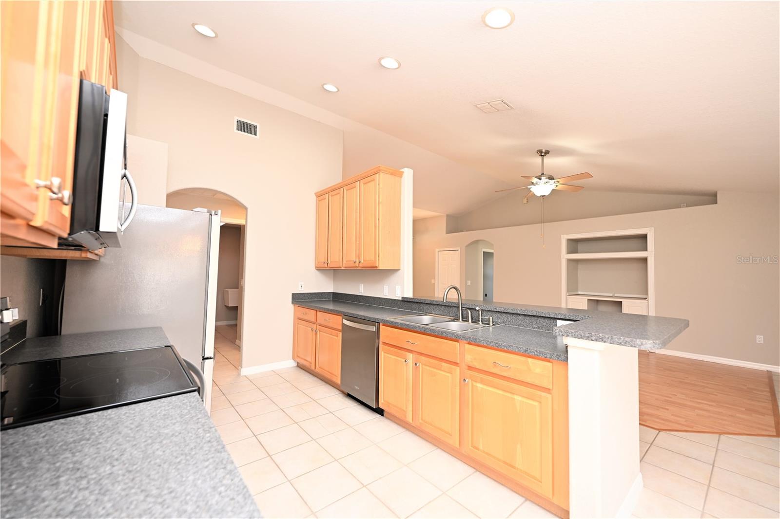3518 REMINGTON OAKS WAY, Lakeland, FL 33810