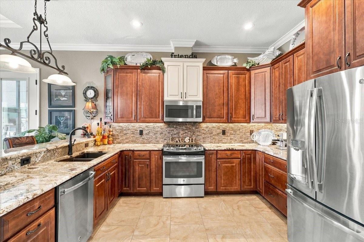 830 TWO POND ROAD, Polk City, FL 33868