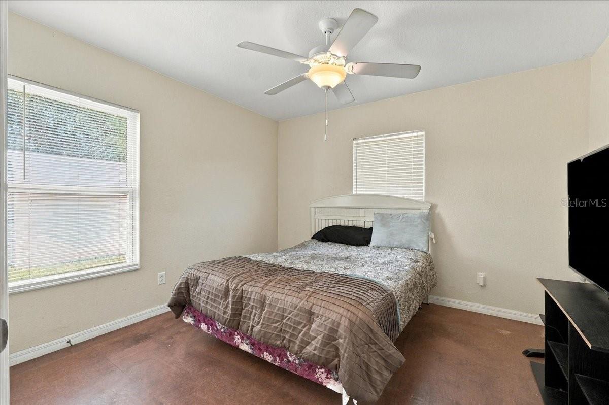 881 5TH STREET, Winter Haven, FL 33881