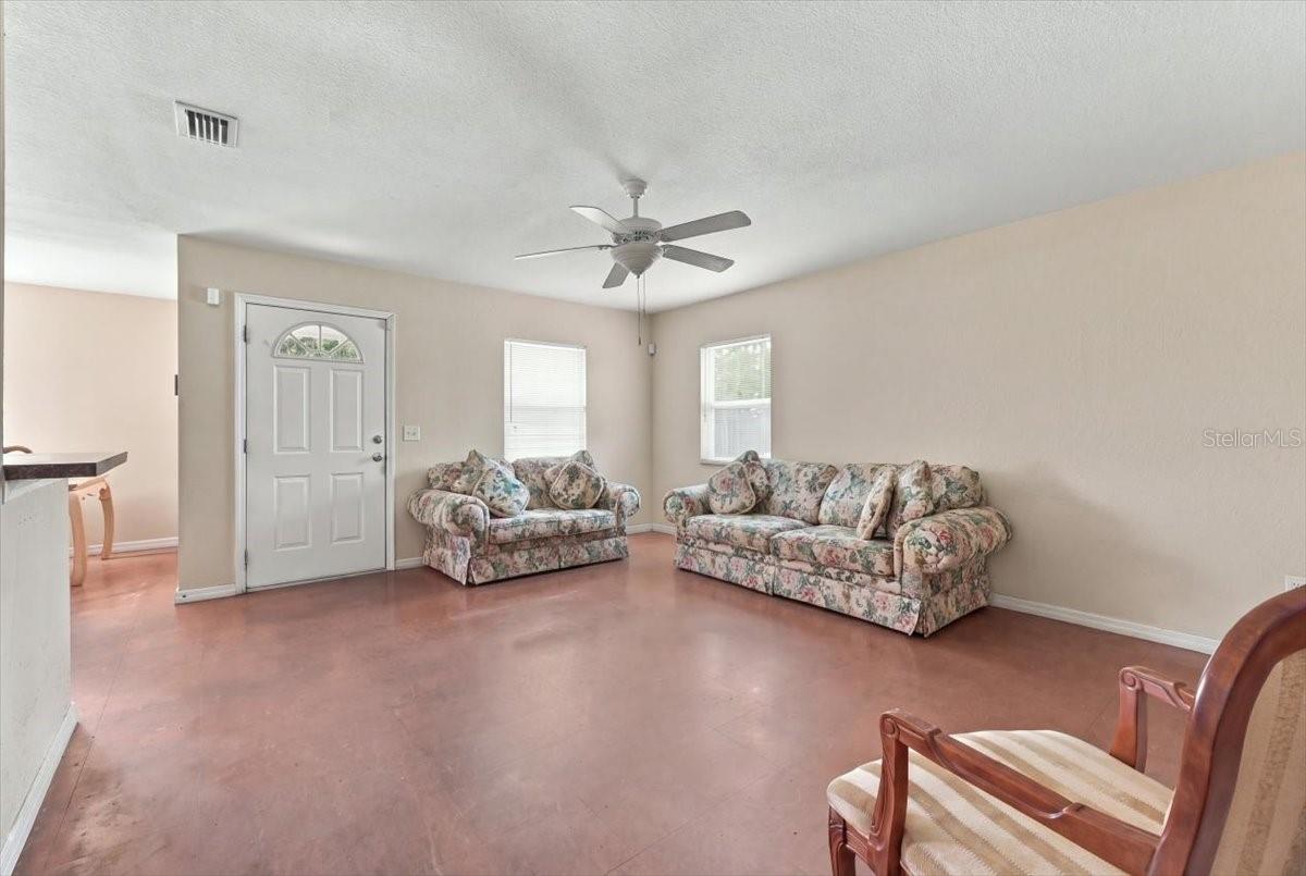 881 5TH STREET, Winter Haven, FL 33881