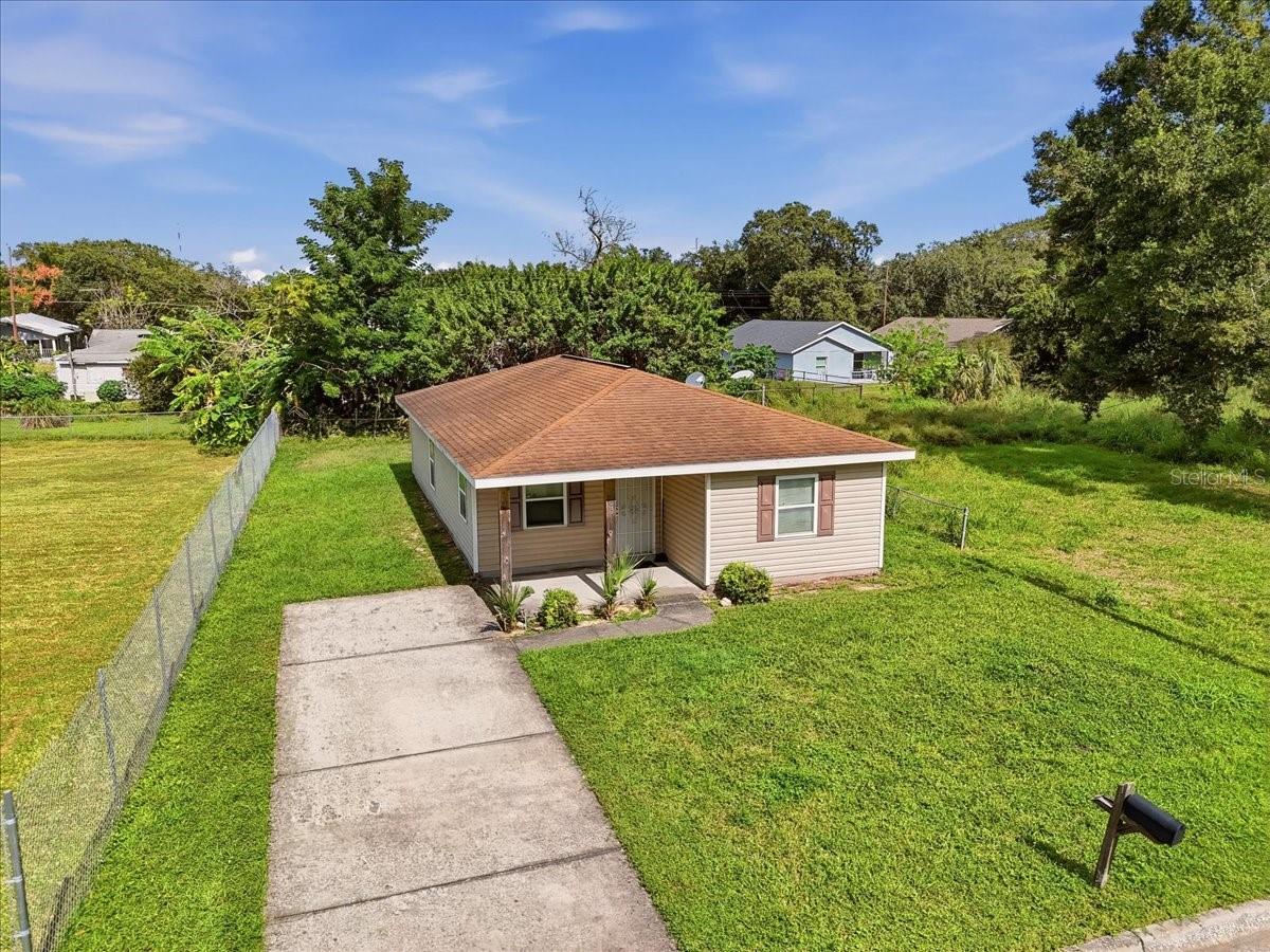 881 5TH STREET, Winter Haven, FL 33881