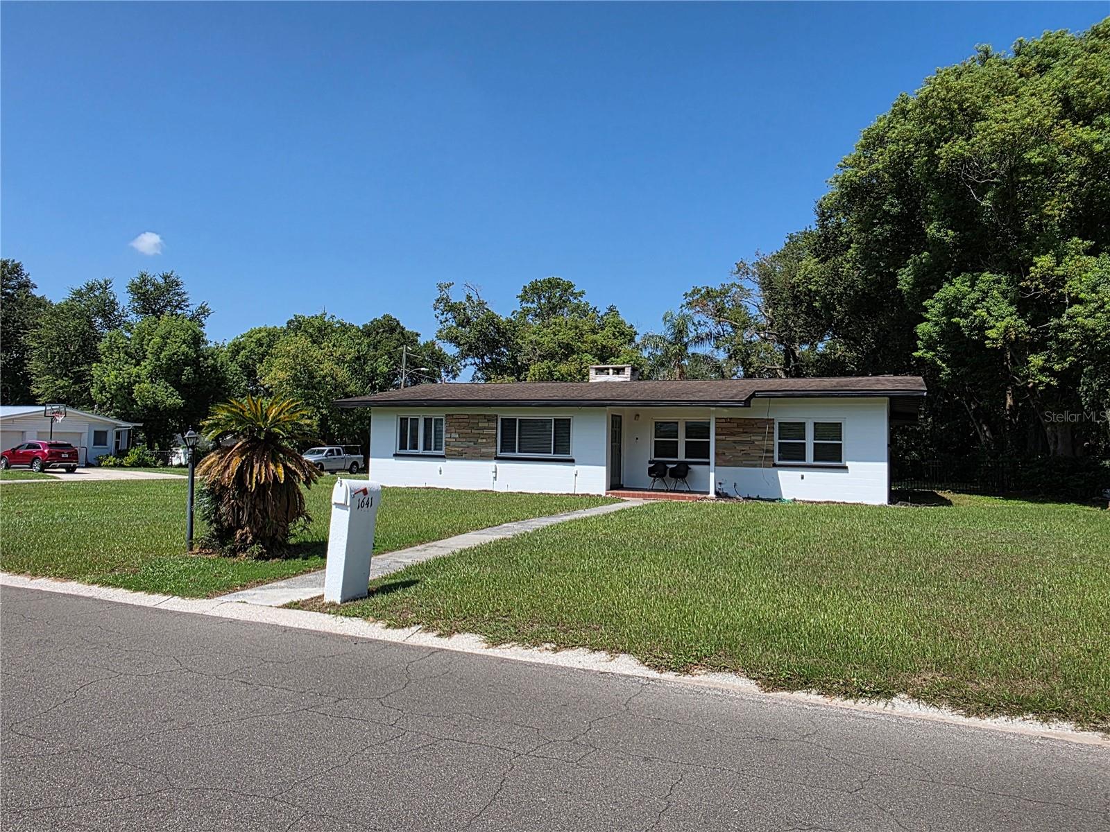1641 MEADOWBROOK AVENUE, Lakeland, FL 33803