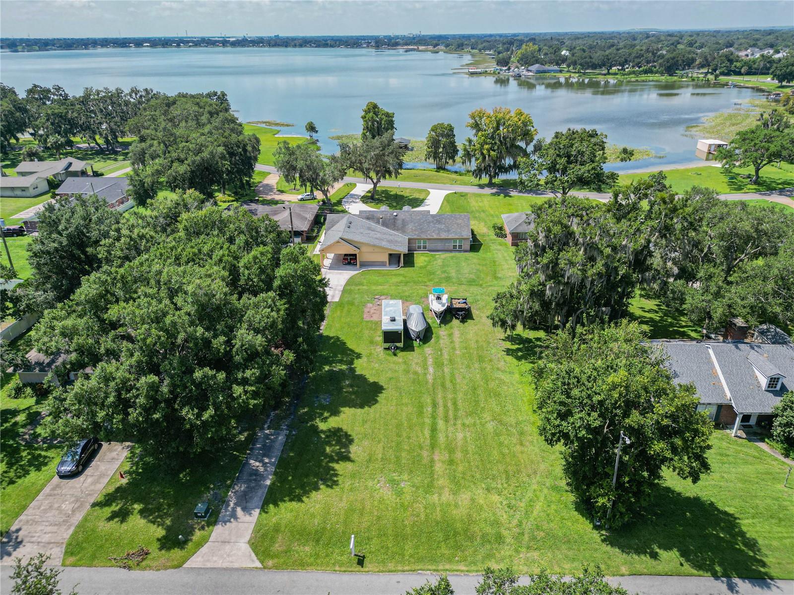 913 CRESTVIEW DRIVE, Auburndale, FL 33823 913 CRESTVIEW DRIVE, Auburndale, FL 33823