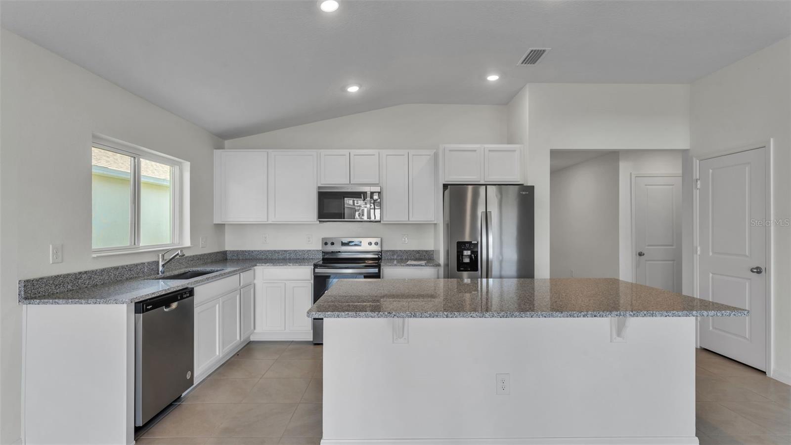 809 WEDGEWOOD STREET, Lake Wales, FL 33859 809 WEDGEWOOD STREET, Lake Wales, FL 33859