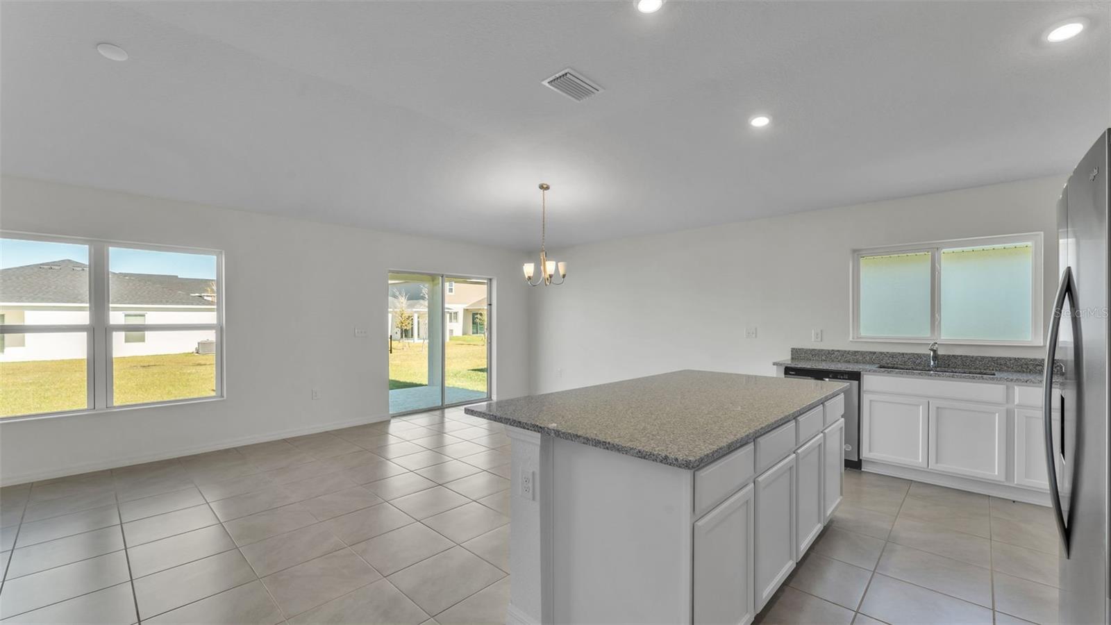 809 WEDGEWOOD STREET, Lake Wales, FL 33859