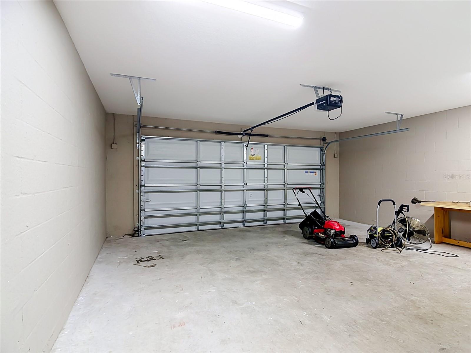 315 WALNUT ST, Auburndale, FL 33823