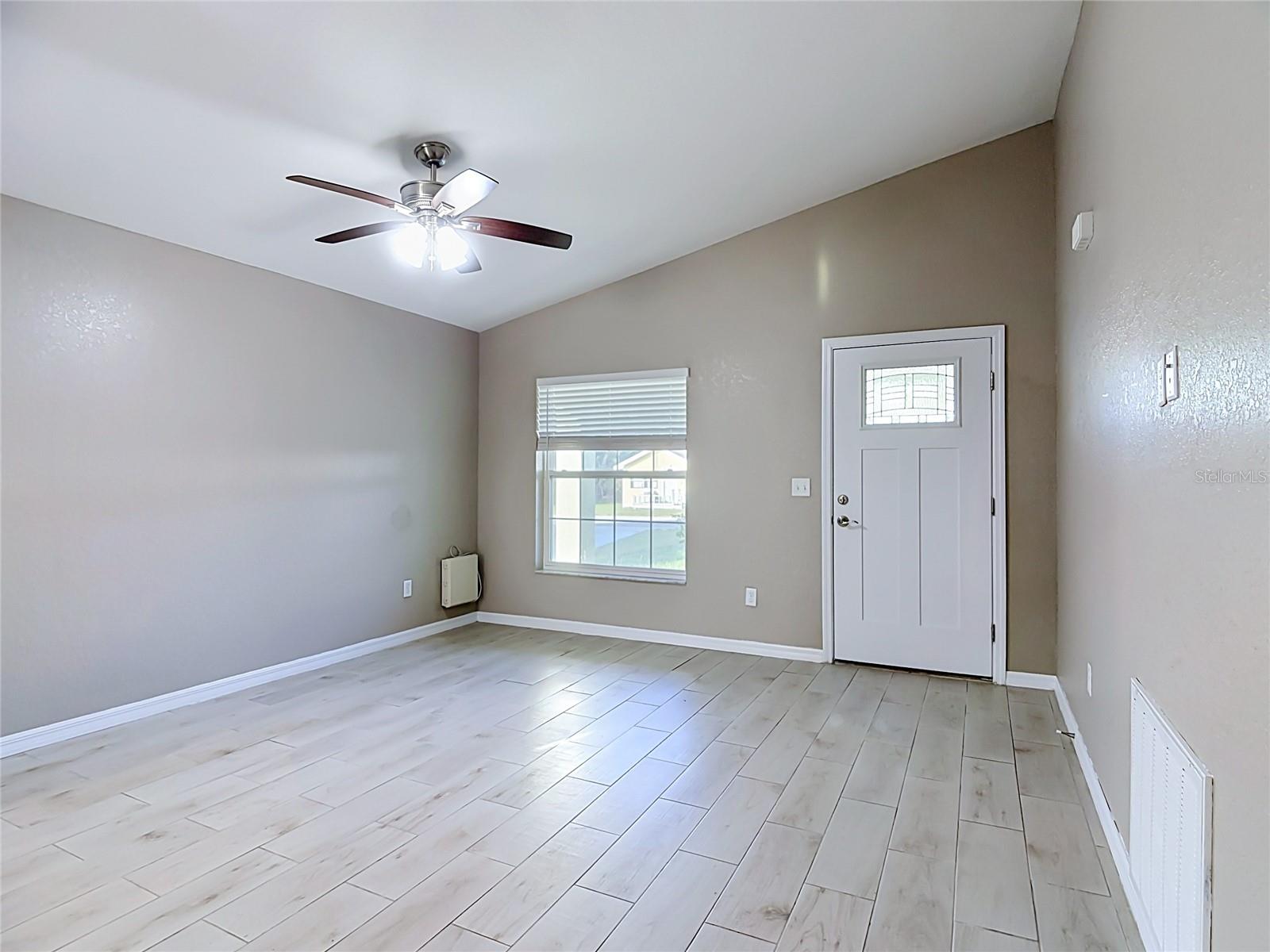 315 WALNUT ST, Auburndale, FL 33823