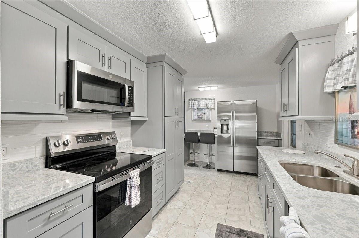 Beautifully remodeled kitchen