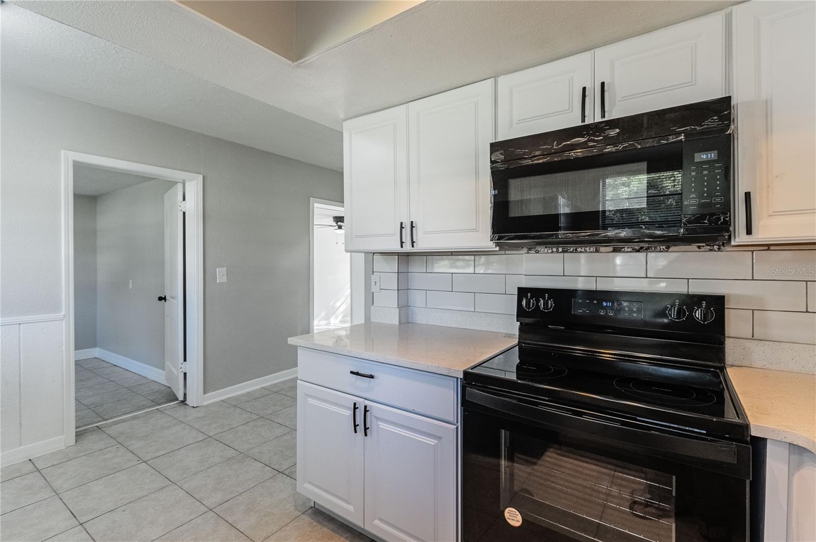 2707 DIXIE ROAD, Lakeland, FL 33801 2707 DIXIE ROAD, Lakeland, FL 33801
