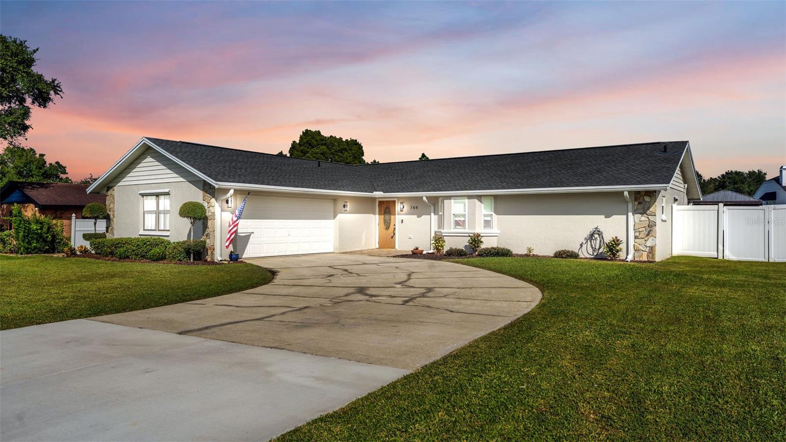 744 SCOTT LAKE VILLAGE N, Lakeland, FL 33813 744 SCOTT LAKE VILLAGE N, Lakeland, FL 33813