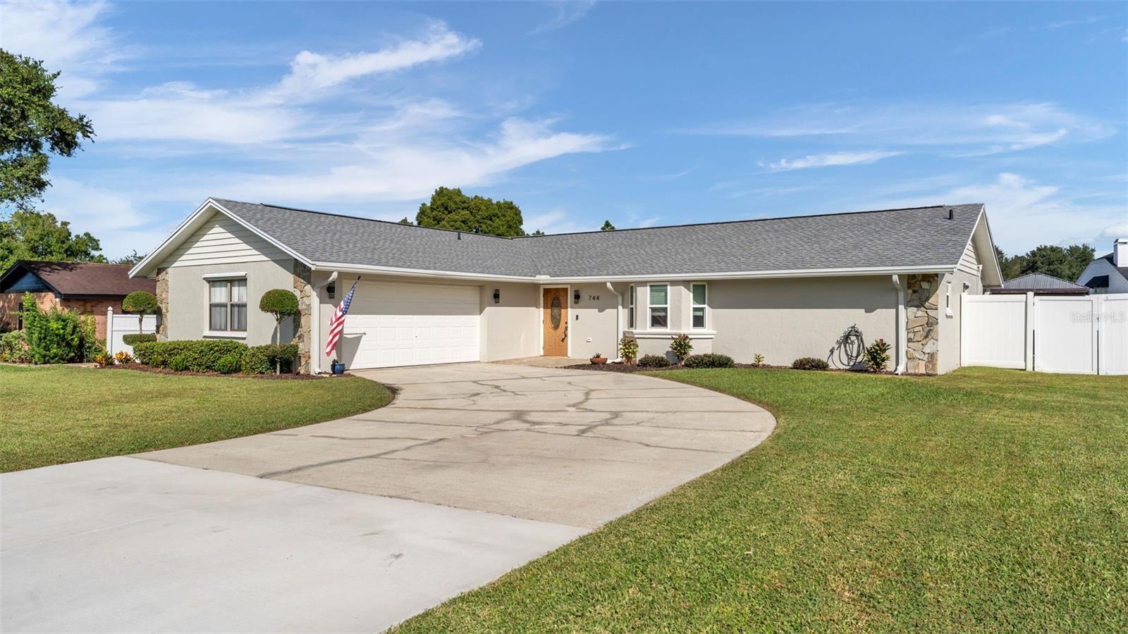744 SCOTT LAKE VILLAGE N, Lakeland, FL 33813 744 SCOTT LAKE VILLAGE N, Lakeland, FL 33813