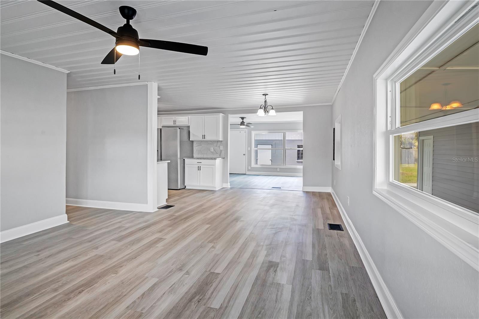 5926 CRAFTON DRIVE, Lakeland, FL 33809 5926 CRAFTON DRIVE, Lakeland, FL 33809