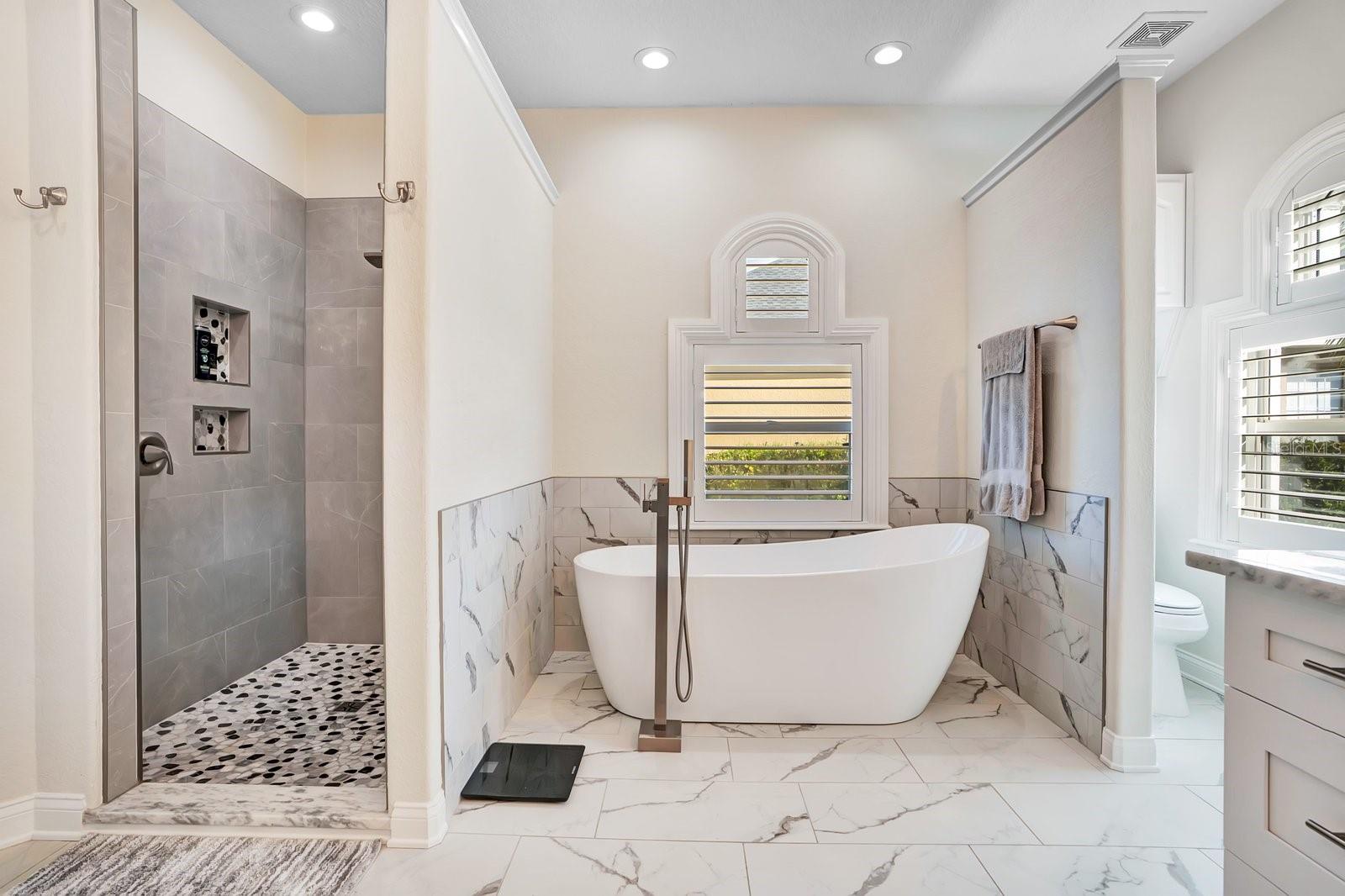 2859 MEDINAH CIRCLE, Lakeland, FL 33803