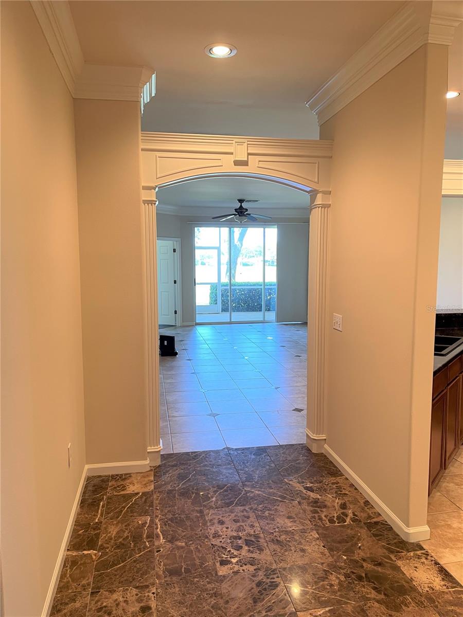 489 ENCLAVE PLACE, #31, Lakeland, FL 33803