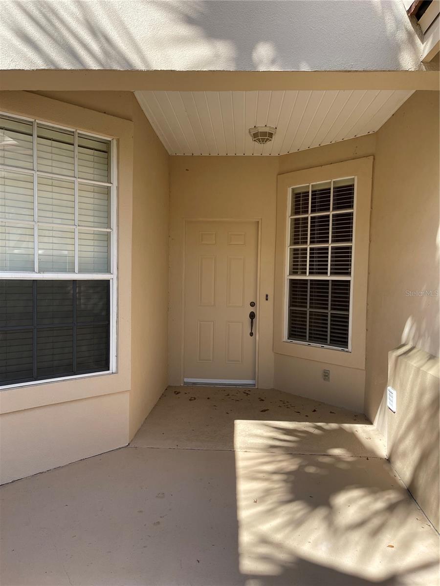 489 ENCLAVE PLACE, #31, Lakeland, FL 33803