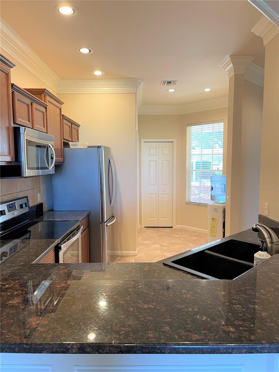 489 ENCLAVE PLACE, #31, Lakeland, FL 33803