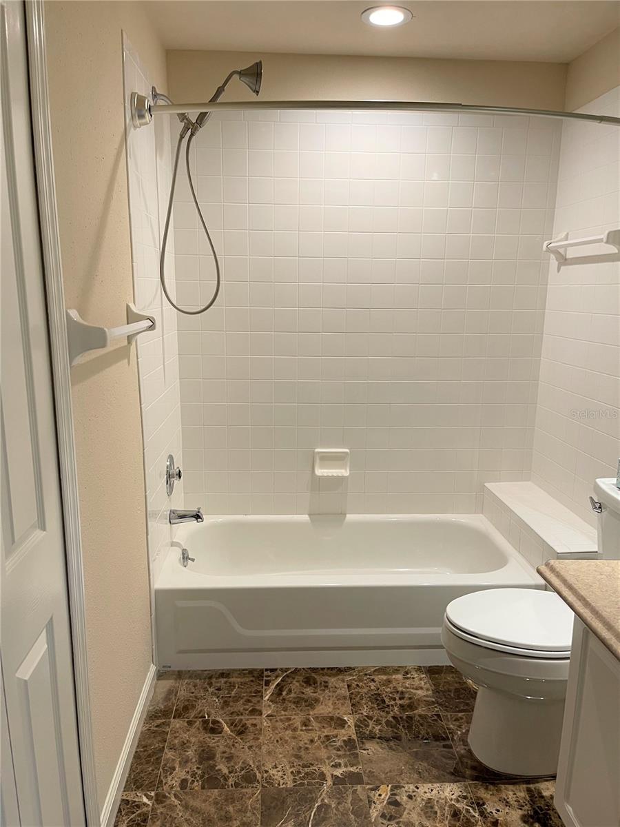 489 ENCLAVE PLACE, #31, Lakeland, FL 33803 489 ENCLAVE PLACE, #31, Lakeland, FL 33803