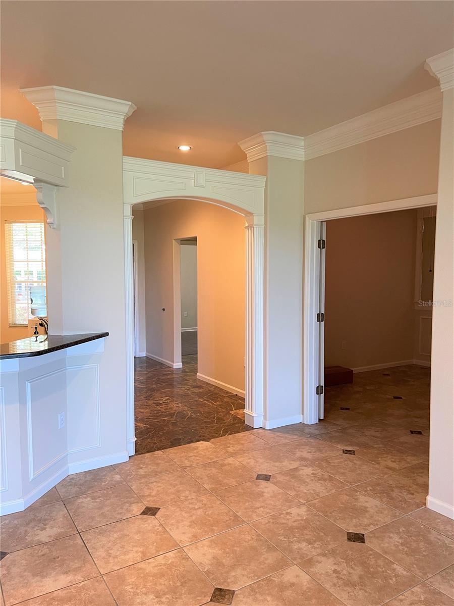 489 ENCLAVE PLACE, #31, Lakeland, FL 33803