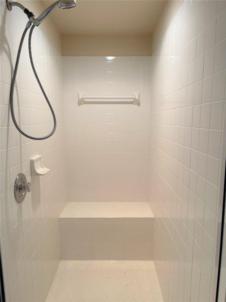 489 ENCLAVE PLACE, #31, Lakeland, FL 33803