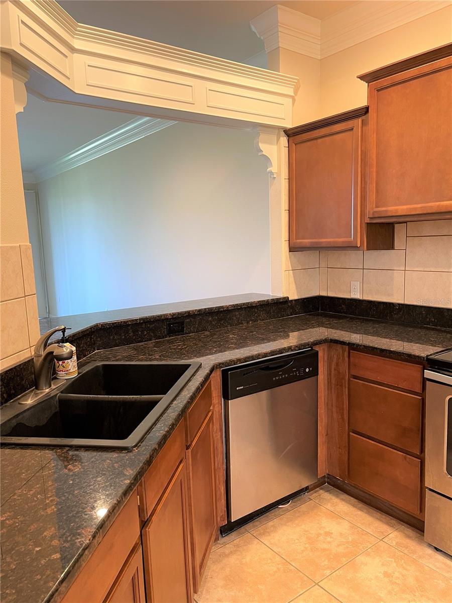 489 ENCLAVE PLACE, #31, Lakeland, FL 33803