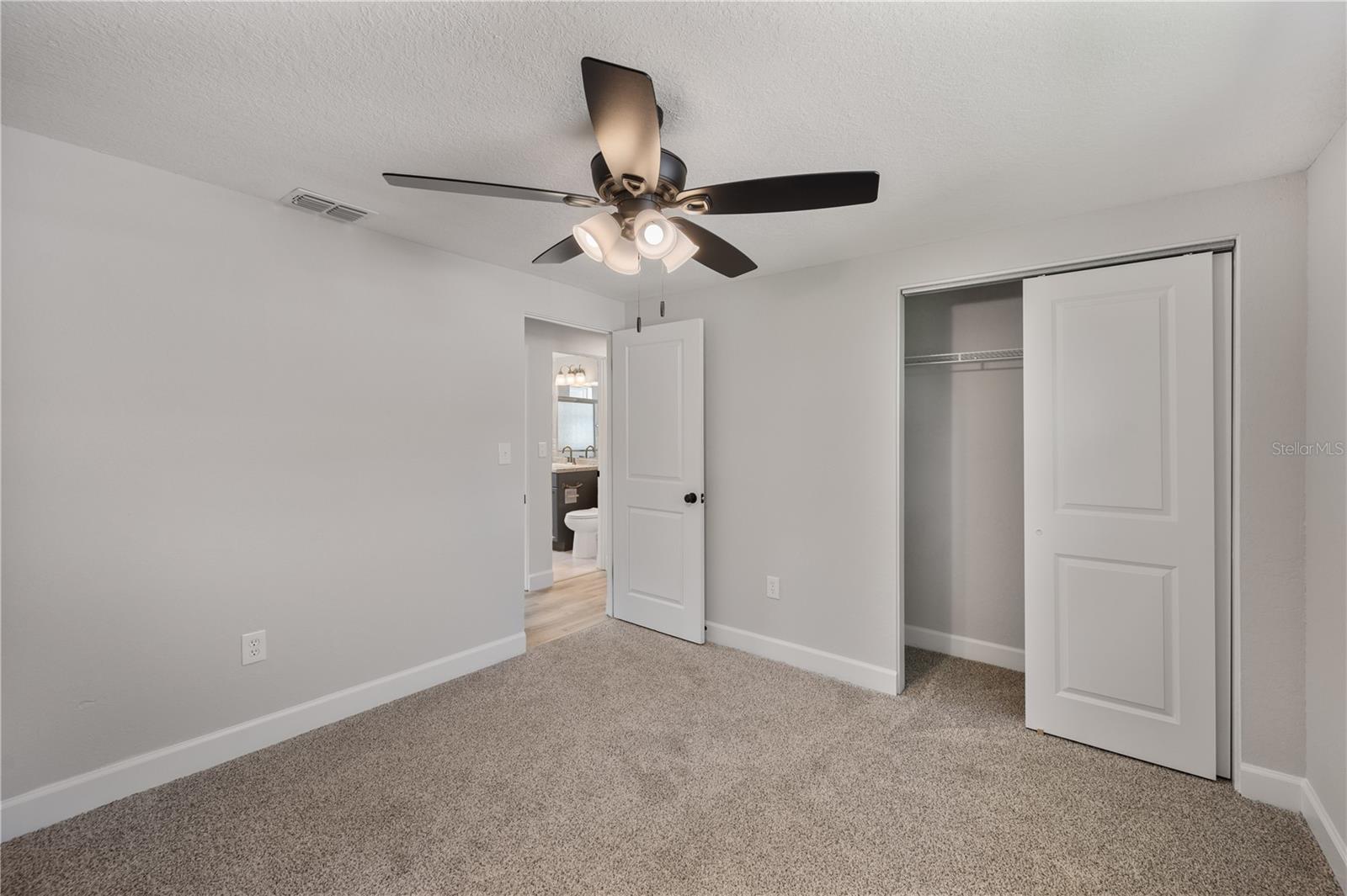 306 BASSEDENA CIRCLE N, Lakeland, FL 33805